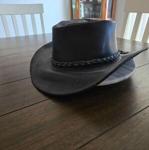 Vintage Leather Bush Hat, size Large